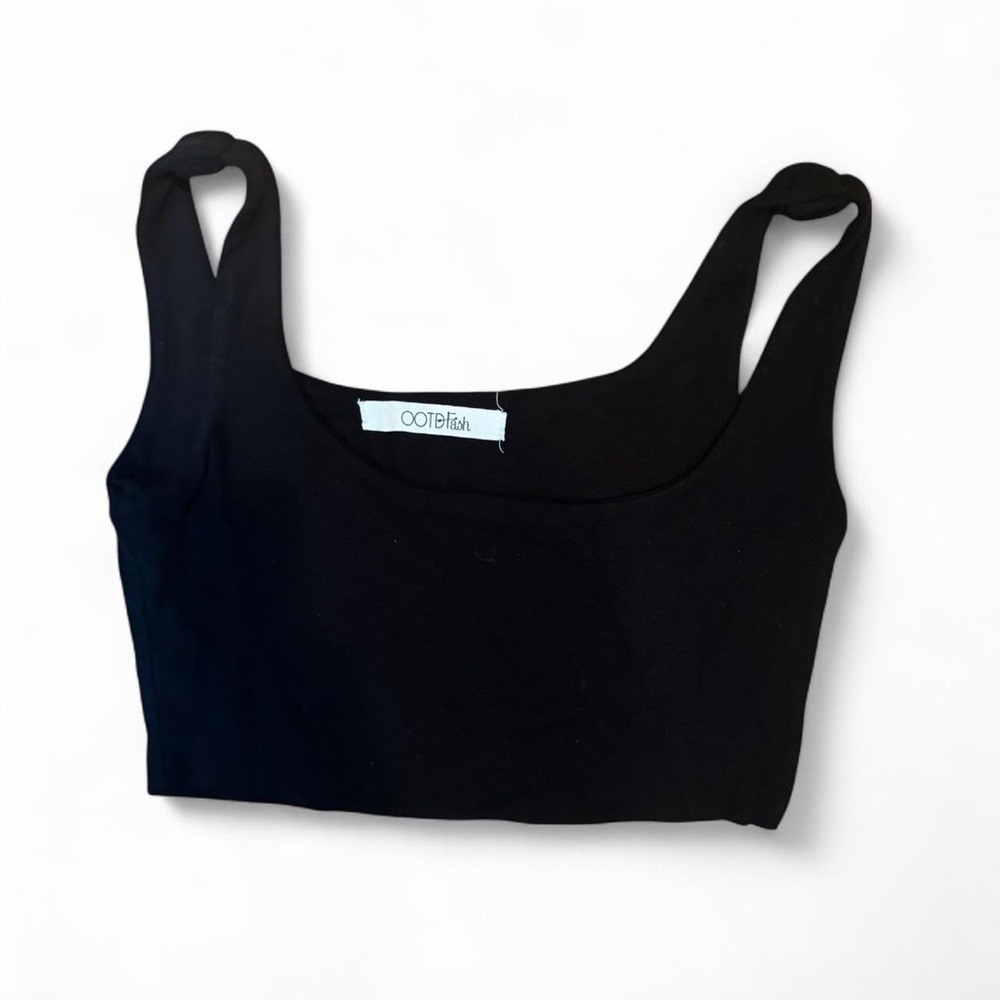 OOTDFash Black Crop Top